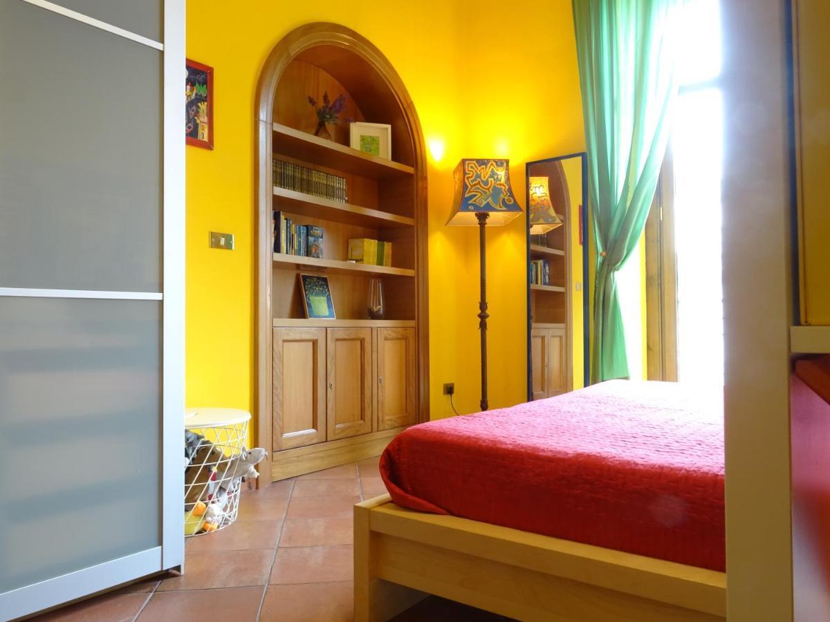 Umberto I Holiday House Napoli Bagian luar foto