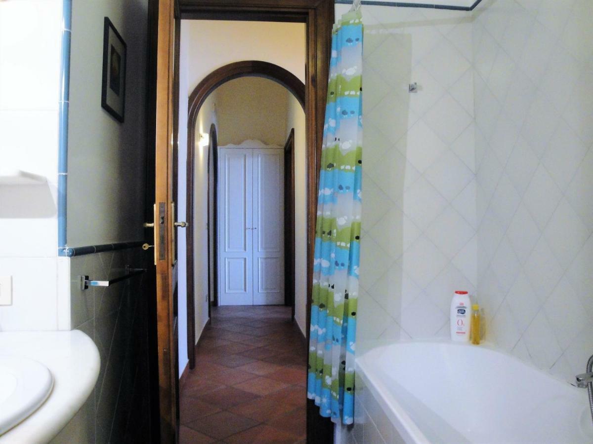 Umberto I Holiday House Napoli Bagian luar foto
